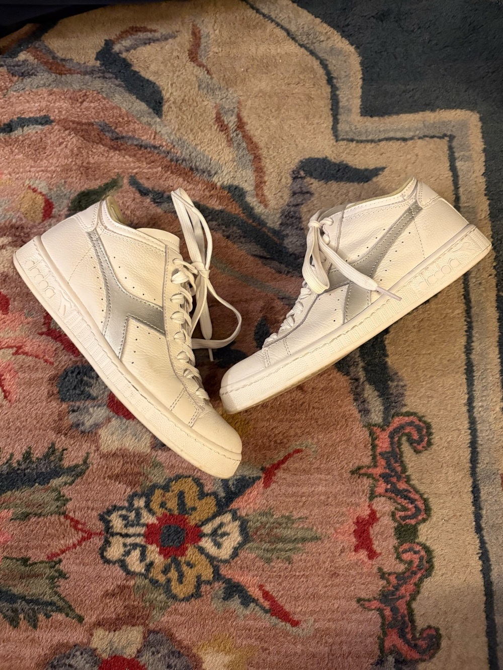 DIADORA Women's White/Metallic Sneakers